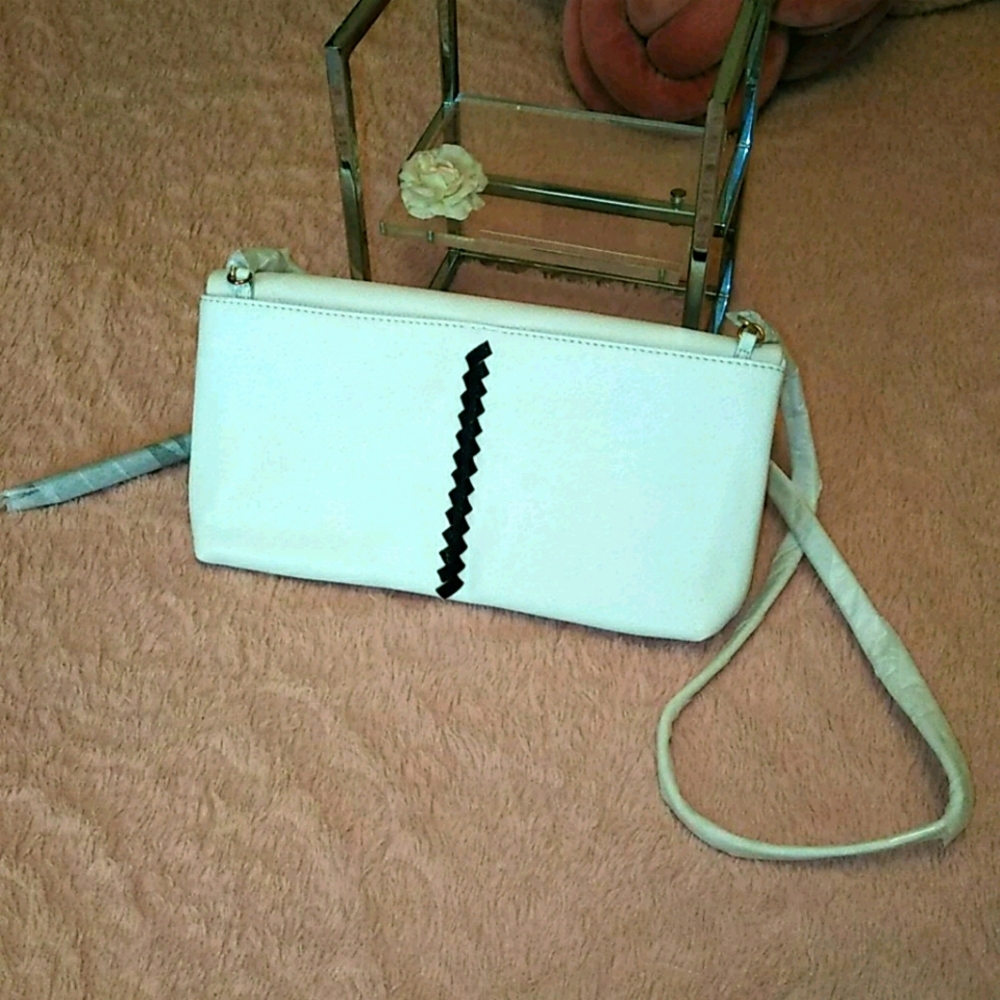 Vegan💛 Convertible 💜 Crossbody